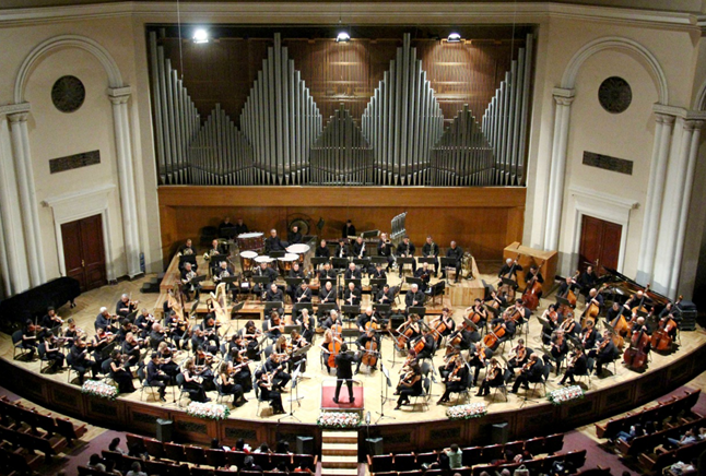 Armenian Philharmonic Orchestra New Year Concert